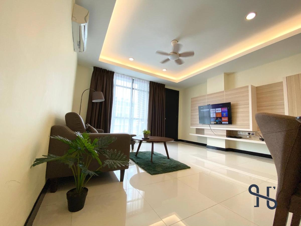 Homesuite' At Oceanus Pelagos Homestay *